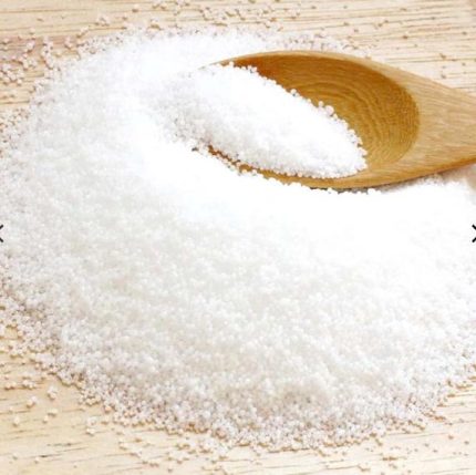 Polvere di acido stearico per uso cosmetico e industriale